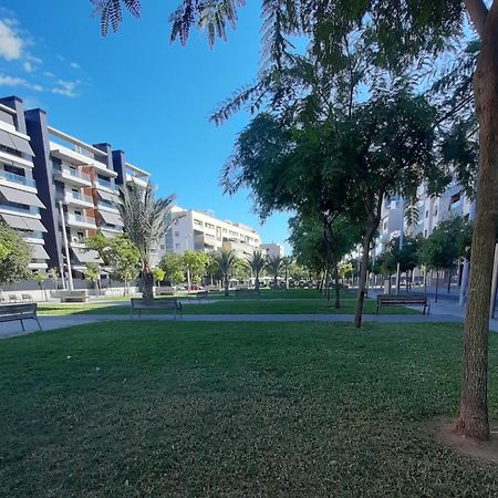 Appartamento Piso céntrico con piscina,parking y jacuzzi Cordova Esterno foto