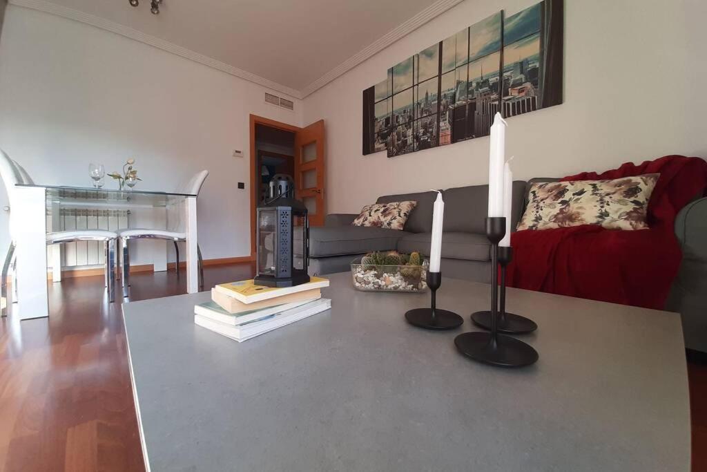 Appartamento Piso céntrico con piscina,parking y jacuzzi Cordova Esterno foto