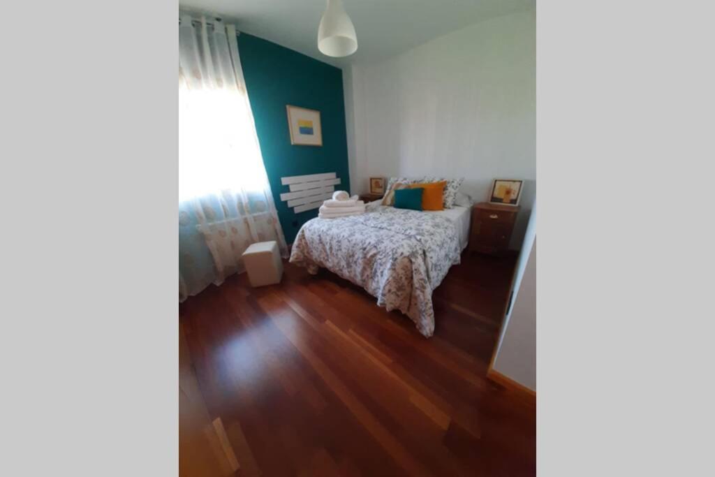 Appartamento Piso céntrico con piscina,parking y jacuzzi Cordova Esterno foto